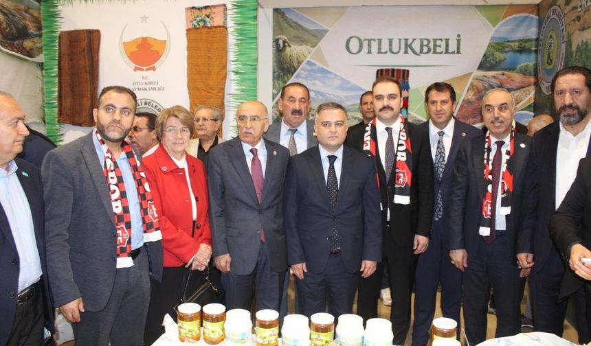 Erzincan İstanbul’da Sahneye Çıktı! Otlukbeli Standına Yoğun İlgi