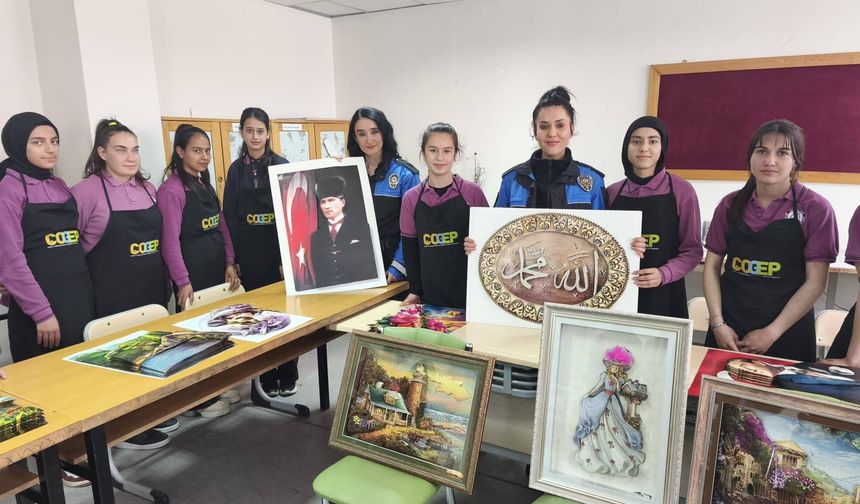 Erzincan Emniyeti’nden genç sanatçılara anlamlı ziyaret