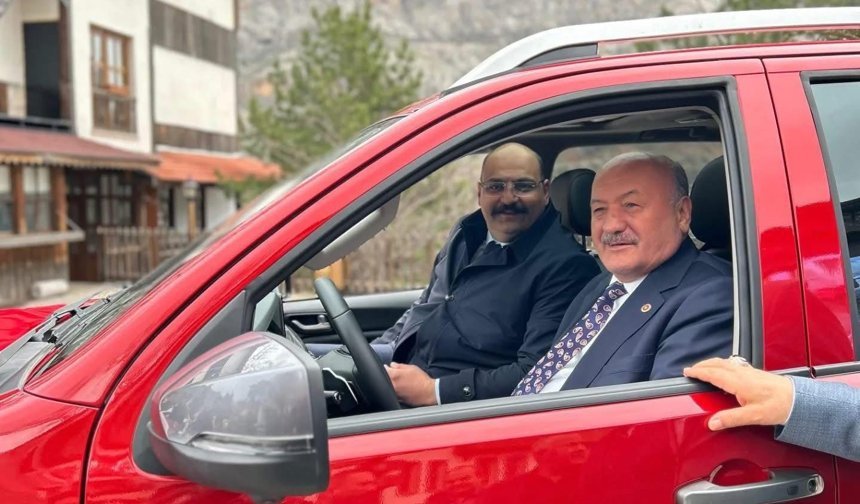 Erzincan'ın ilçesine 4x4 Foton hibe edildi...