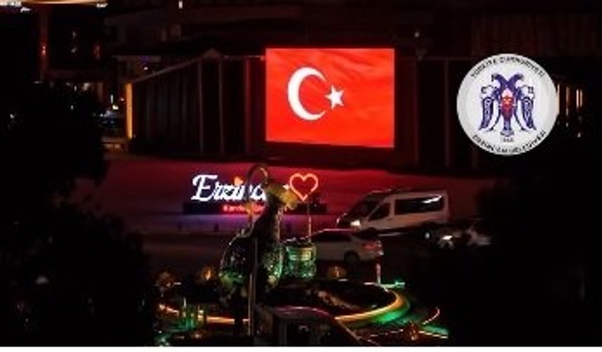 Erzincan’a gece ışığında imza: Şehrin simgeleri göz kamaştırıyor!