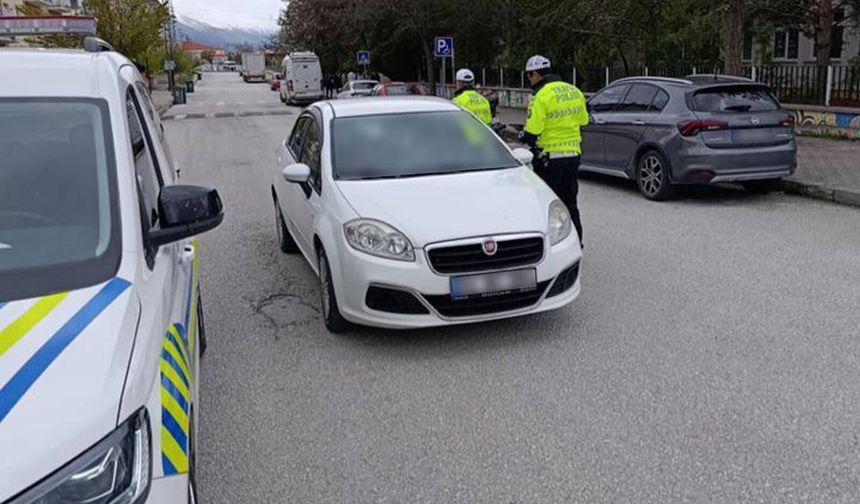 Erzincan polisinden okul çevresine sıkı takip..