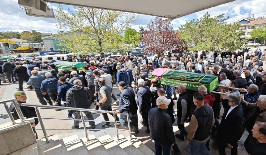 Erzincan’da Bugün: İki Anne ve Bir Genç Daha Aramızdan Ayrıldı