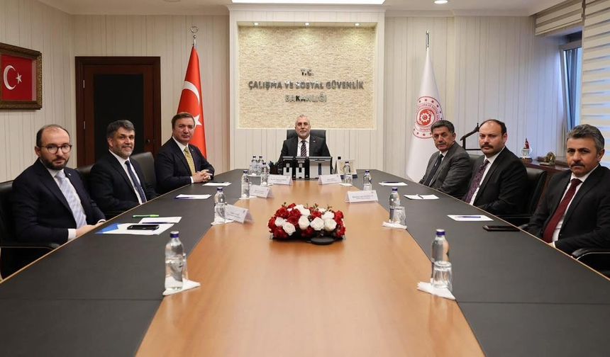 Bakan Işıkhan ile Erzincan’ın Geleceği Konuşuldu