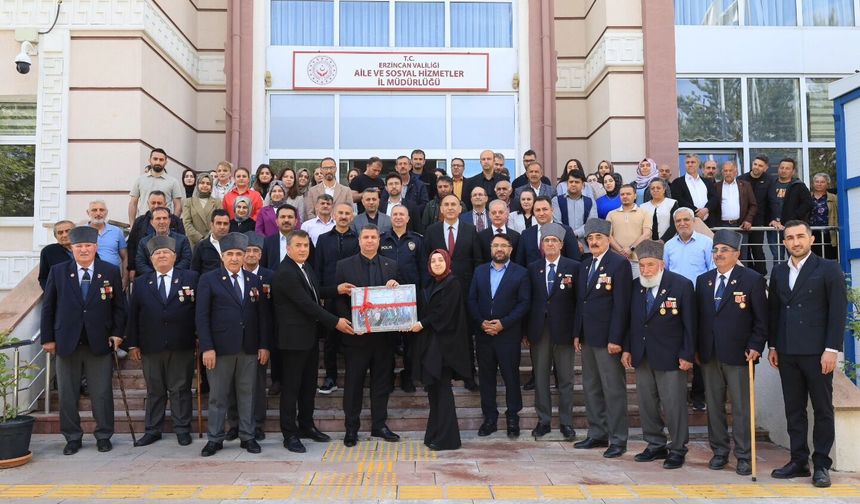 Erzincan’da Duygu Dolu Veda: Serdar Demirci Elazığ’a Uğurlandı