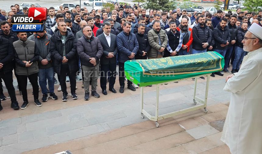 Erzincanlı Genç En Son Annesiyle Görüşmüştü