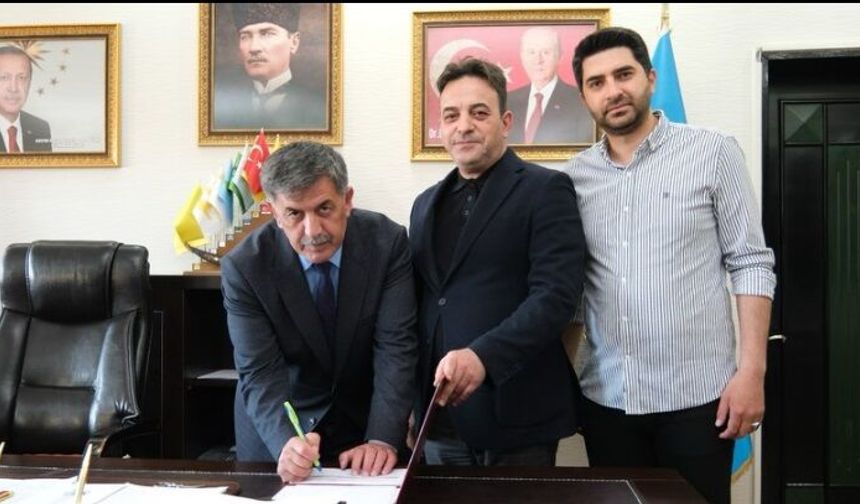 Bekir Aksun ve İş İnsanlarından Anlamlı Bağış... Hilal Olsun Erzincan!
