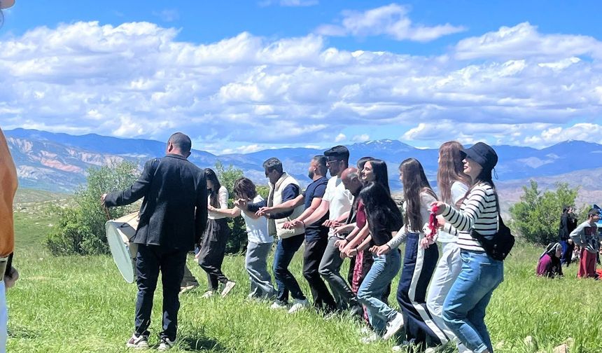 Munzur Eteklerinde "Canlar" ile Gönül Köprüsü