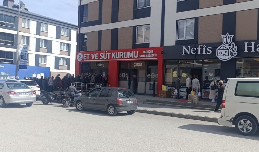 Ucuz Et Tartışması Büyüyor: İhtiyaç Sahipleri Tepkili, “Fırsatçılar” İddiası Gündemde