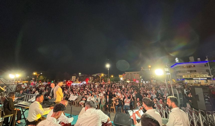 Erzincan'da 3 Gün Sürecek Sanat Festivali Heyecanı Başladı