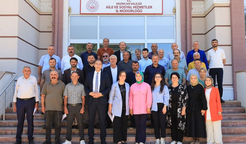 Erzincan'da muhtarlara sosyal risk haritaları anlatıldı