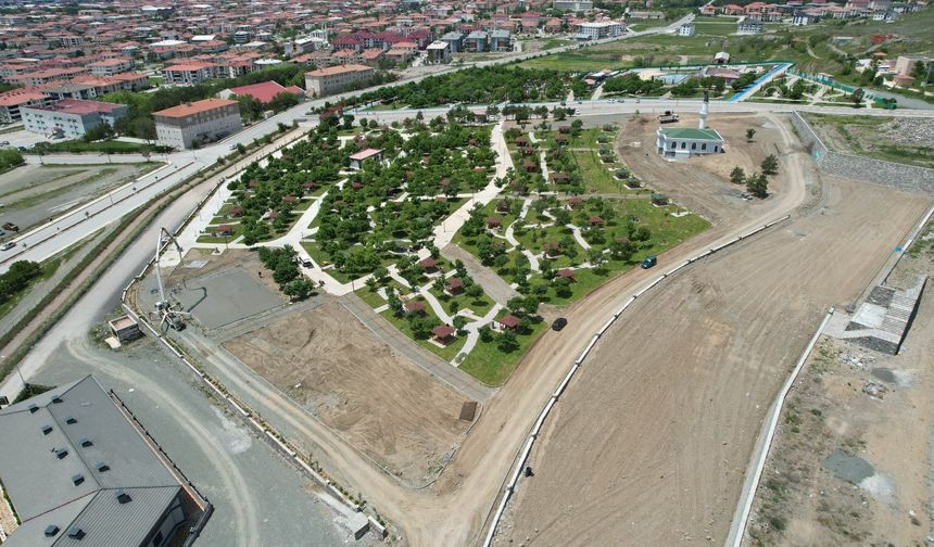 Erzincan’ın Yeni Yaşam Alanında Çalışmalar Devam Ediyor
