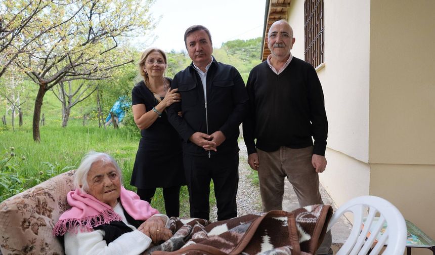 Tandırlı Köyünde Vefa Dolu Hikâye Bir Evde Sevgi ve Fedakârlık