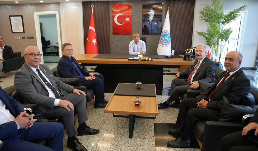 Ümit Özdağ Erzincan’da İş Dünyasıyla Buluştu