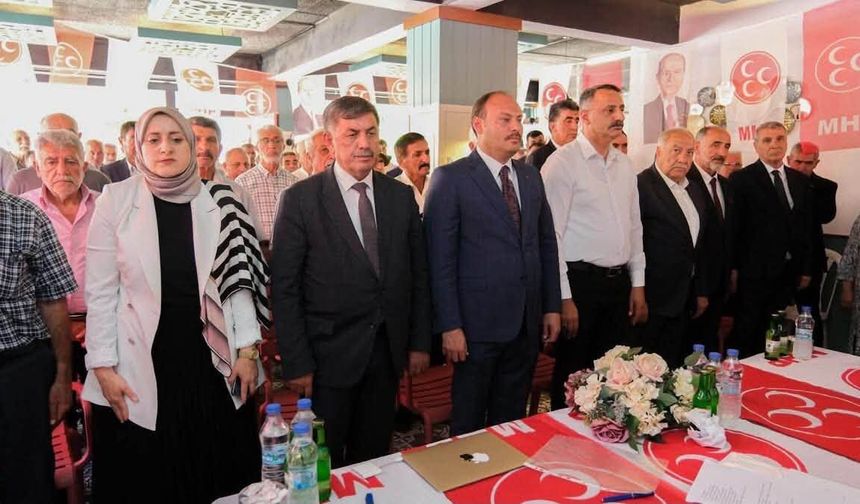 MHP Kemah Kongresinde Bayrak Değişimi Yaşandı