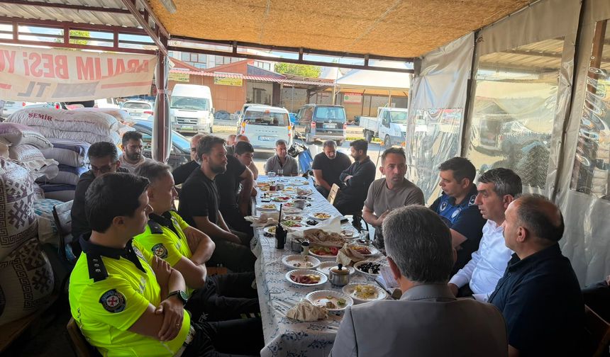 Buğday Meydanı Esnafı Taleplerini Yetkililere İletti
