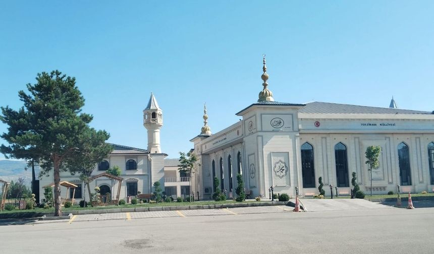 Belediye Meclisi’nden Önemli Karar: Terzibaba Külliyesi’nin Mülkiyeti Devredildi
