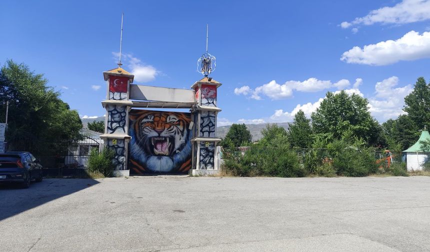 Erzincan'da Bir Dönem Sona Erdi! Lunapark Yeni Adresine Taşınıyor