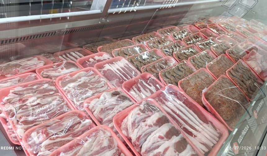 Erzincan'da Mangal Ateşi Yandı! Piknik Sezonuyla Birlikte Et ve Tavuk Satışları Patladı