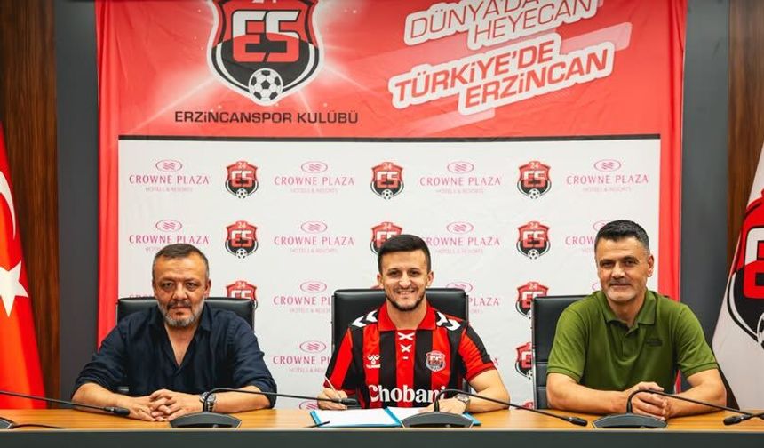 Kırmızı-Siyahlılardan Peş Peşe Transfer Açıklamaları