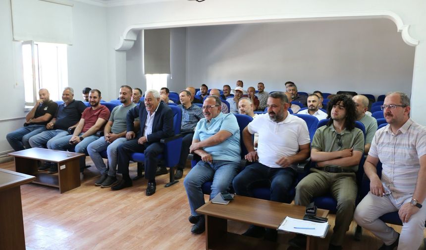 Erzincan'da 39 Broiler ve 10 Yumurta İşletmesi İçin Biyogüvenlik Önlemleri...
