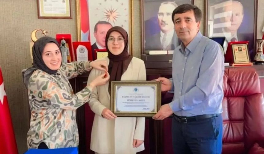 Çayırlı'nın Gururu, YKS Türkiye 237'ncisi Oldu