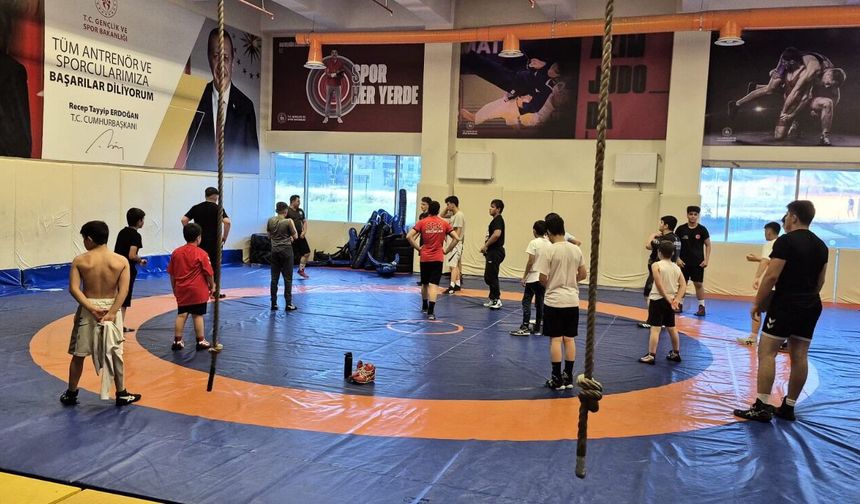 Erzincan'da GSB Yaz Spor Okulları’na Yoğun İlgi!