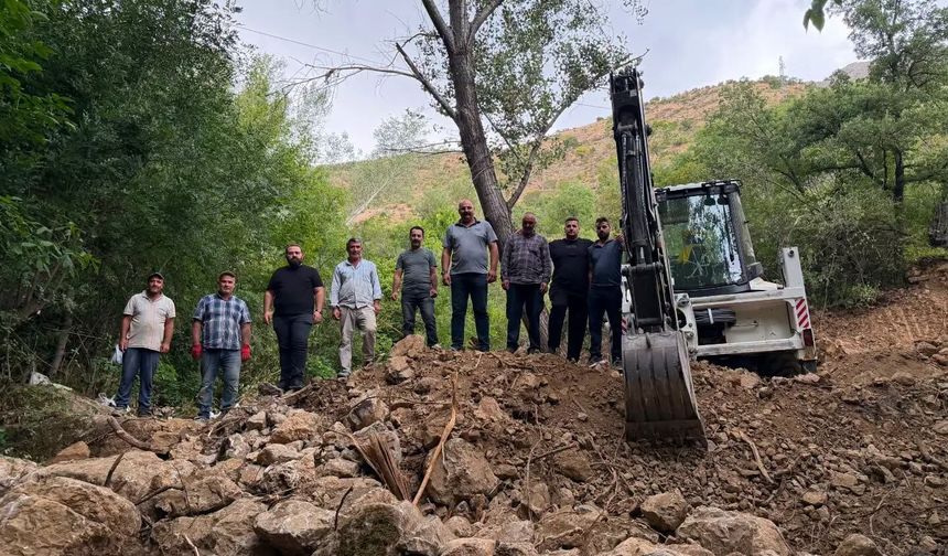 Kemaliye’de Su Kaynağı ve Altyapı İçin Çalışmalar Başladı