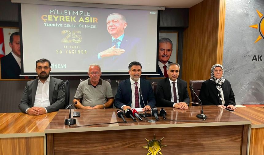 AK Parti’nin Çeyrek Asırlık Serüveni Erzincan’da Masaya Yatırıldı
