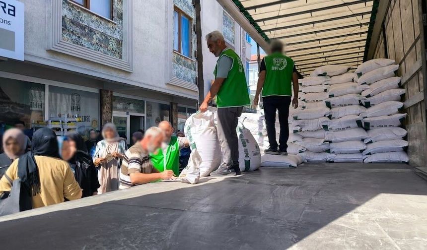 Erzincan’da İHH’dan 540 Aileye Un Desteği