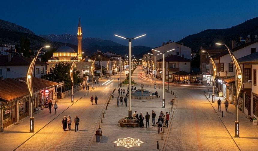 Refahiye’de Büyük Aydınlatma Hamlesi: İlçe Işıl Işıl Olacak
