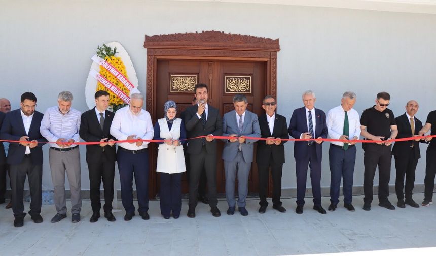Erzincan’da Anlamlı Eser Dualarla Açıldı! Kahraman Tanoğlu Camii İbadete Açıldı
