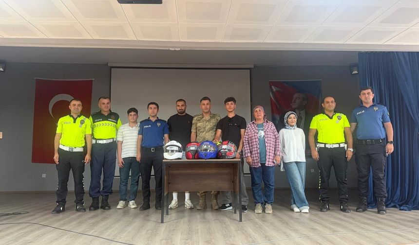 Üzümlü’de Motosiklet Sürücülerine Hayat Kurtaran Eğitim