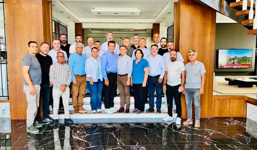 Erzincan’da Siyasi Gündem Beyaz Ev’de Masaya Yatırıldı