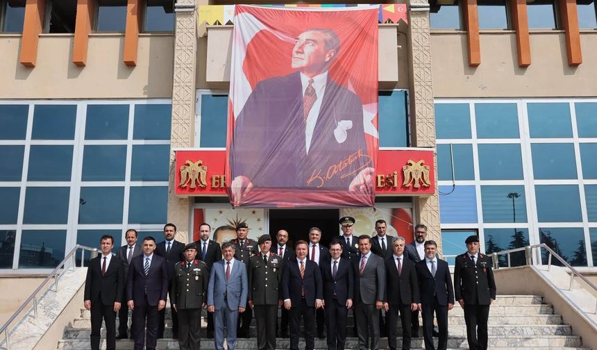 Erzincan’da 19 Eylül Gaziler Günü törenle kutlandı