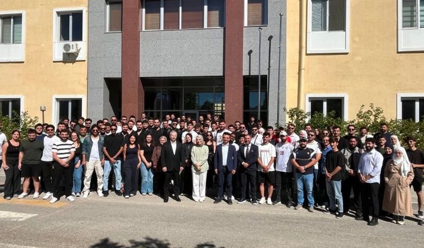 15 Üniversiteden 703 Öğrenci Yaz Mevsimini Erzincan'da Geçirdi...