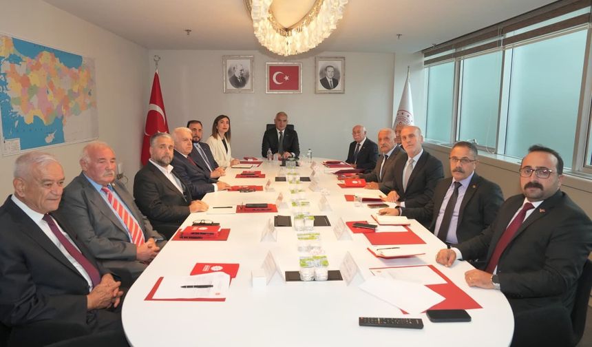 Erzincan’dan Ankara’ya Uzanan Önemli Görev! Hüseyin Uğurlu İlk Toplantıda
