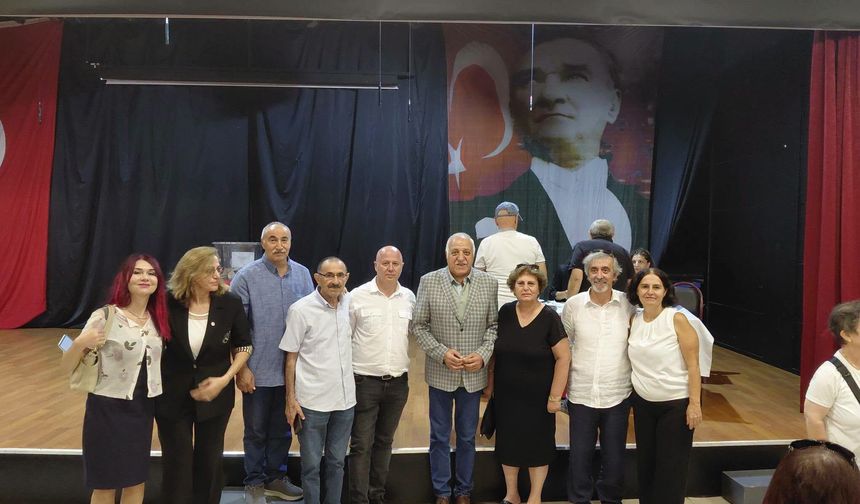 Erzincanlı Eski Bakan Sandık Başında...