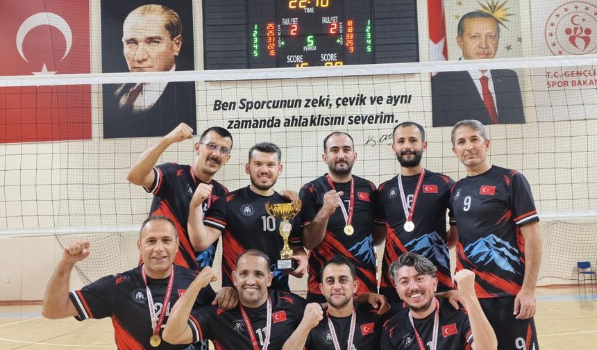 Voleybolda Erzincan'ın En İyisi Belirlendi