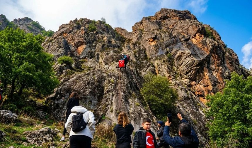 Erzincan’da 29 Ekim Cumhuriyet Coşkusu Doğayla Buluştu!
