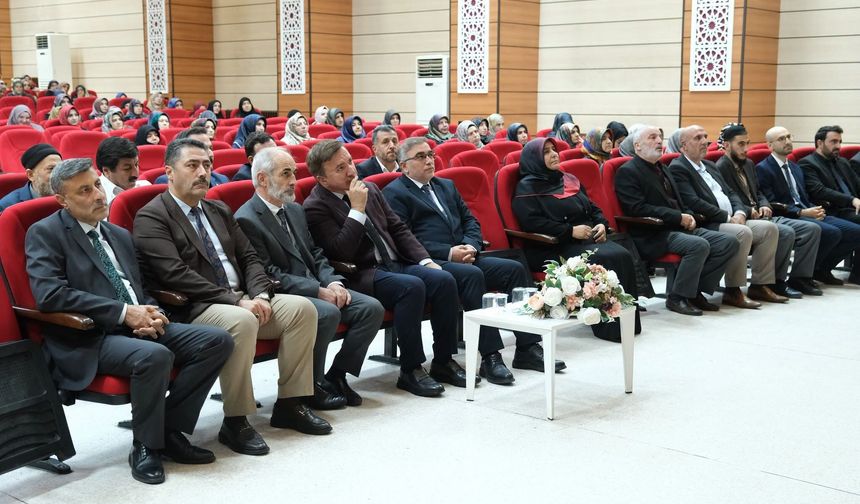 Erzincan'da Camiler ve Din Görevlileri Haftası Programı Düzenlendi