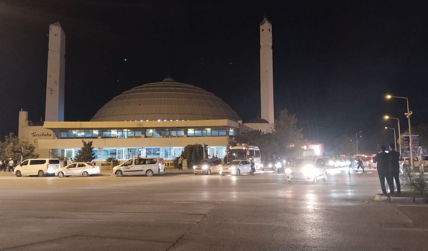 Erzincan’da Dikkat Çeken Buluşma: Filistin İçin Yüzlerce Araçlık Büyük Konvoy!