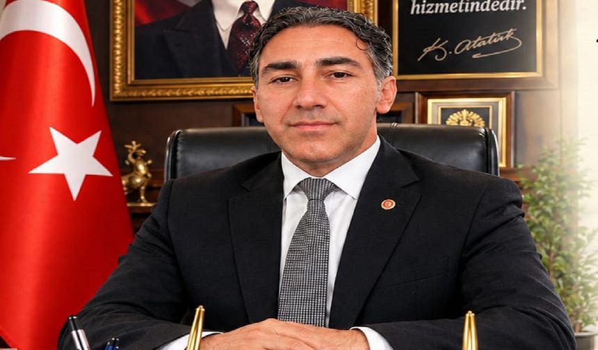 Erzincan'da Murat Tapan’dan Muhtarlar Günü’nde Dikkat Çeken Çağrı