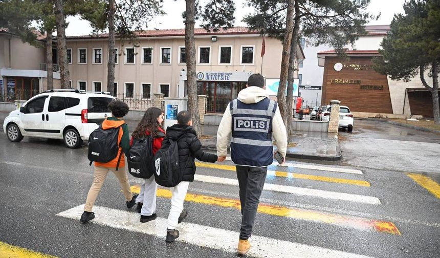 Erzincan'da Okul Çevrelerinde Sıkı Denetim! Bilanço Açıklandı