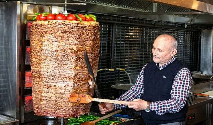 Erzincan’ın En İyi Dönercisi Gurmex Tarafından Seçildi: Zirvenin Adı "Evin Döner" Oldu