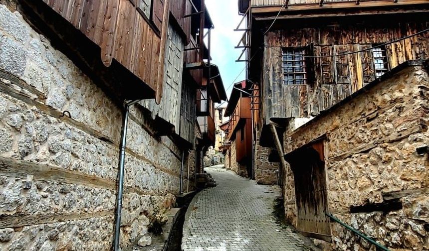 Kemaliye (Eğin) Evleri Neden Bu Kadar Özel?