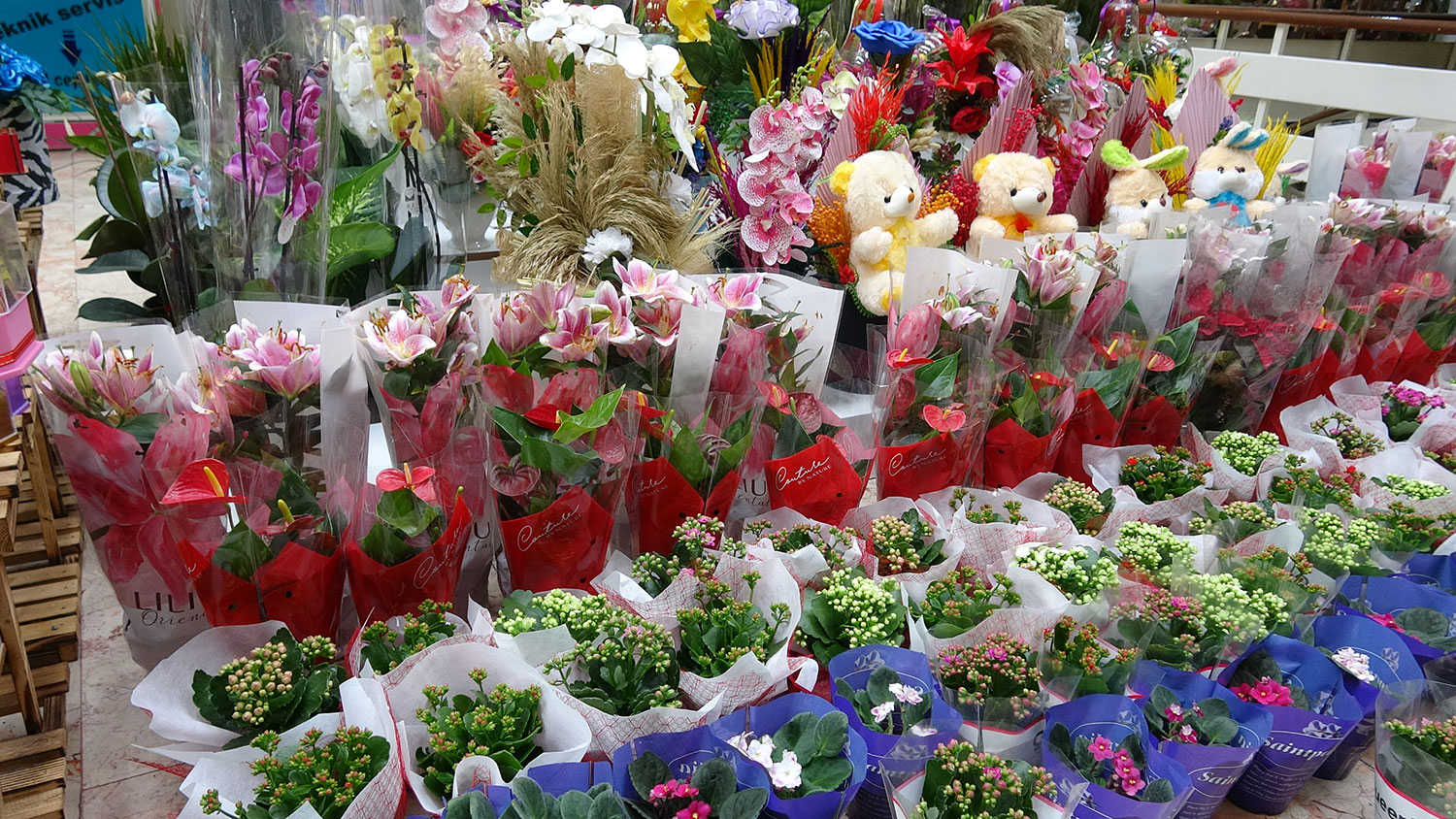 14 Şubat Sevgililer Günü Hediye Çiçek Fiyatları2