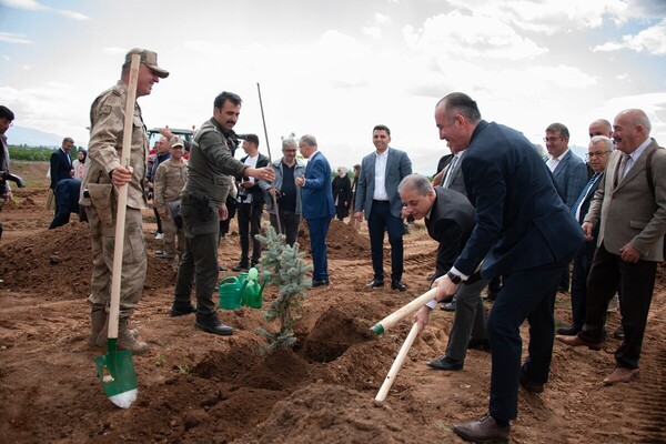 Erzincan Jandarma Fidan Dikimi 2 (2)