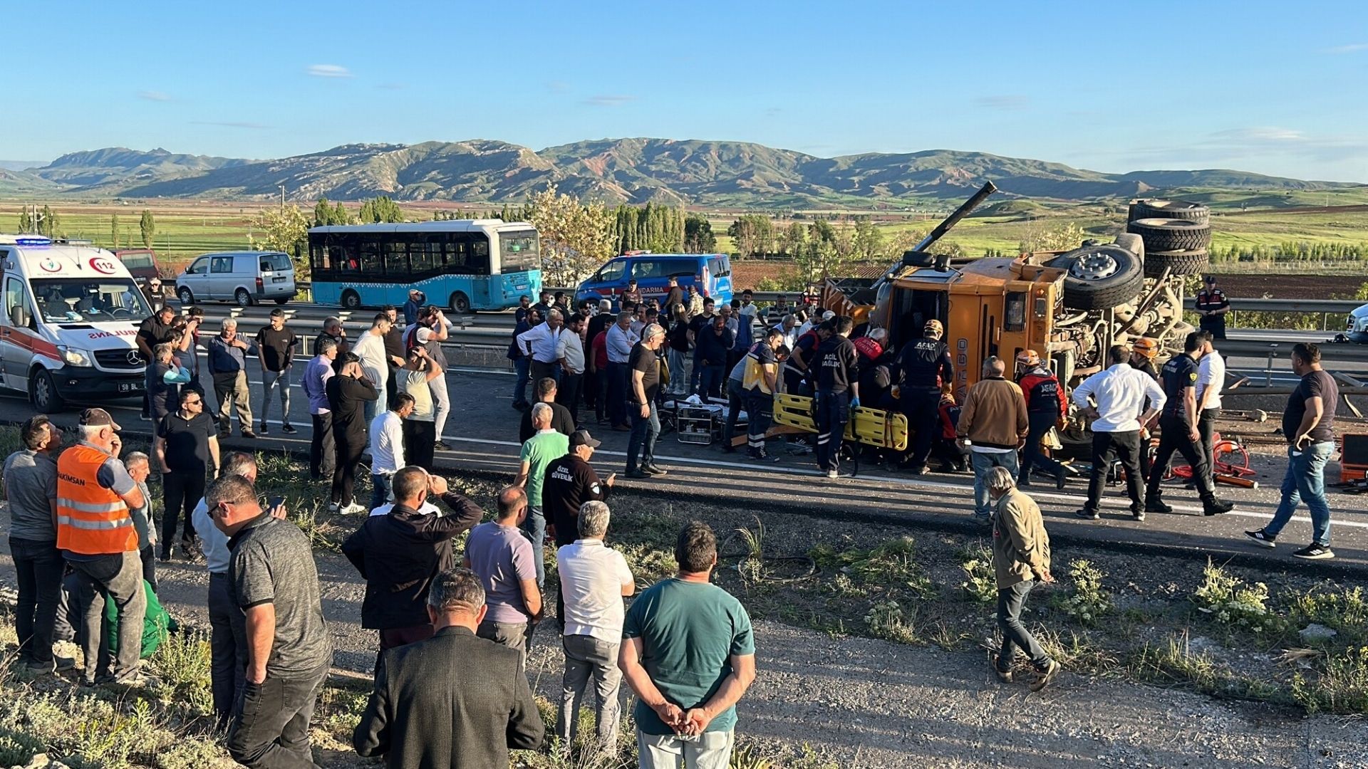 Erzincan Yolunda Feci Kaza: 1 ölü, 2 Yaralı - Erzincan Haber - Net Haber