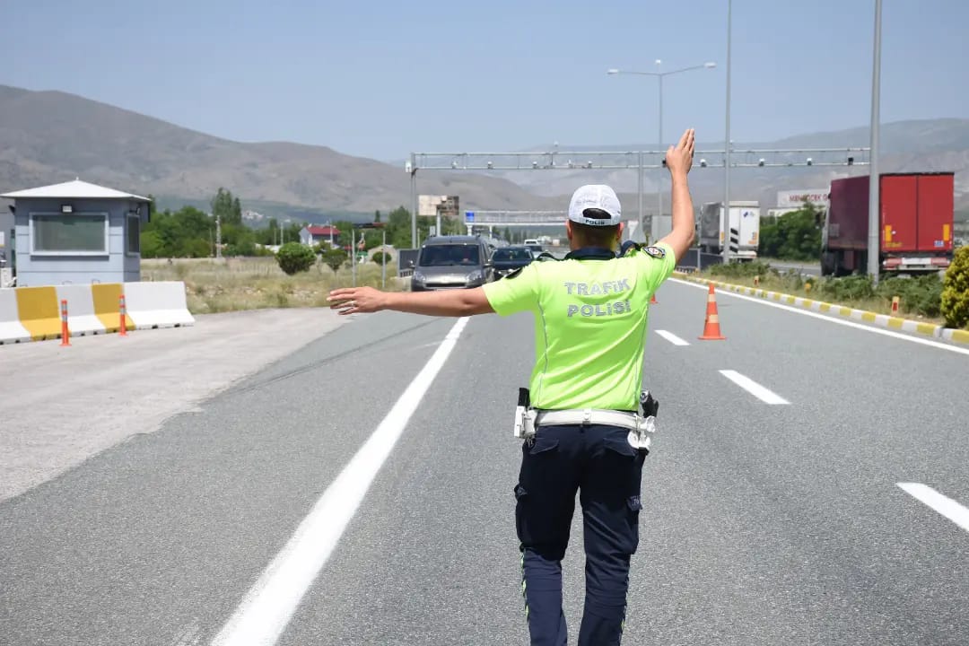 Trafik- polisi-fotoğrafı