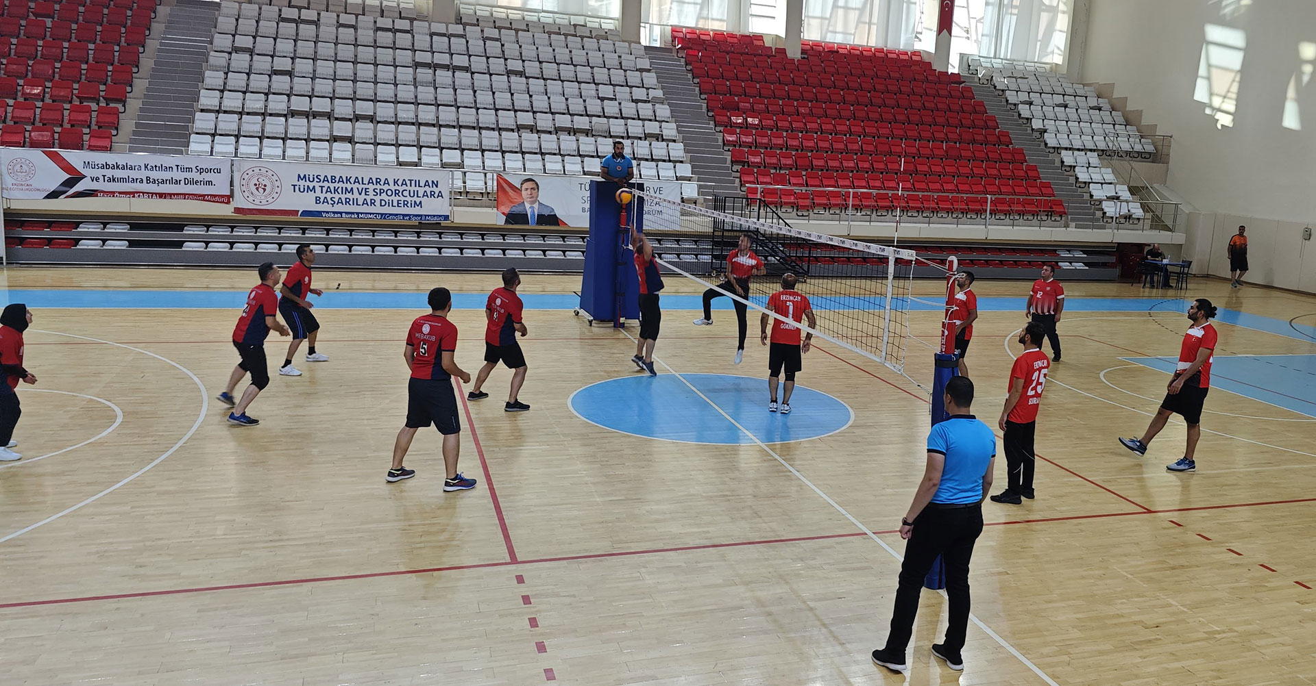 Erzincan’da Voleybol Turnuvası Kızıştı. 2. Tur Başlıyor 1